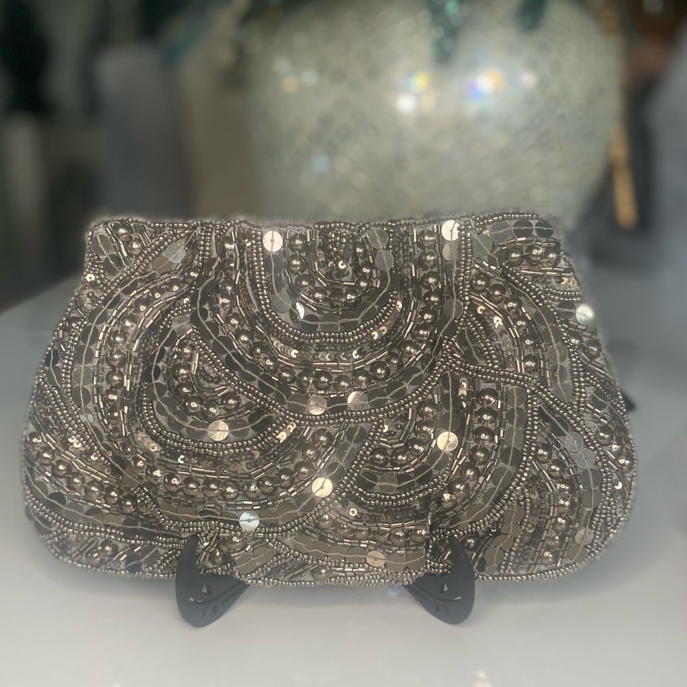 Elegant Beaded Evening Clutch